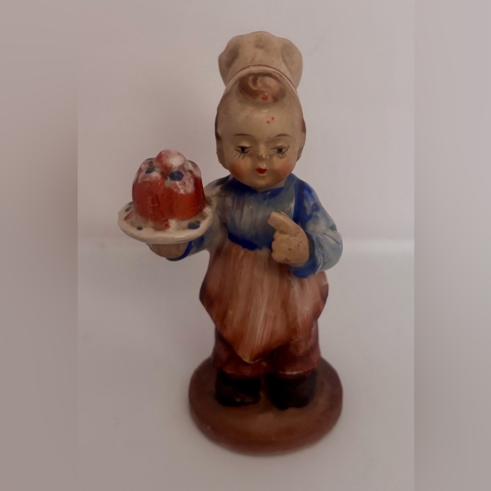 Vintage Royal Hand Painted “The Chef” Porcelain Figurine Made in Japan